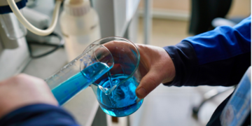 أوتيكو تتصدر ١٣٠٠٠ عينة بيئية تم تحليلها في ميناء تامان