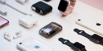 $75 Billion by 2035 — How MagSafe and Wireless Accessories Are Enhancing the Apple Ecosystem